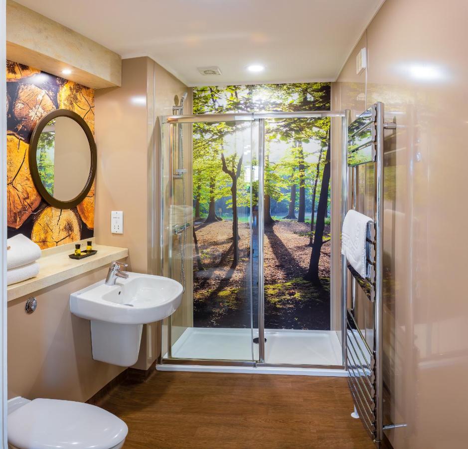 Montana Log Cabin - Ockeridge Rural Retreats Wichenford ภายนอก รูปภาพ