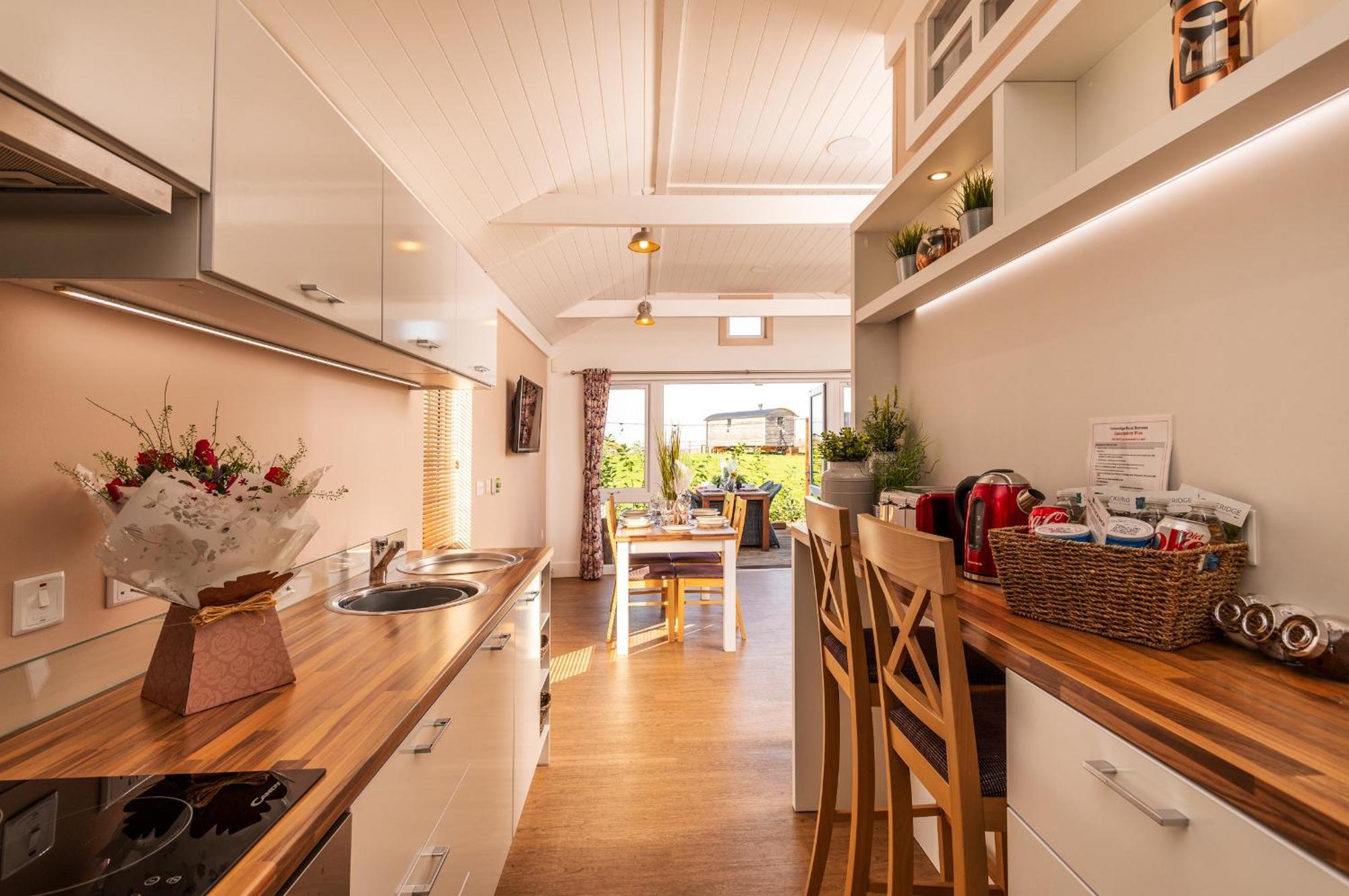 Montana Log Cabin - Ockeridge Rural Retreats Wichenford ภายนอก รูปภาพ